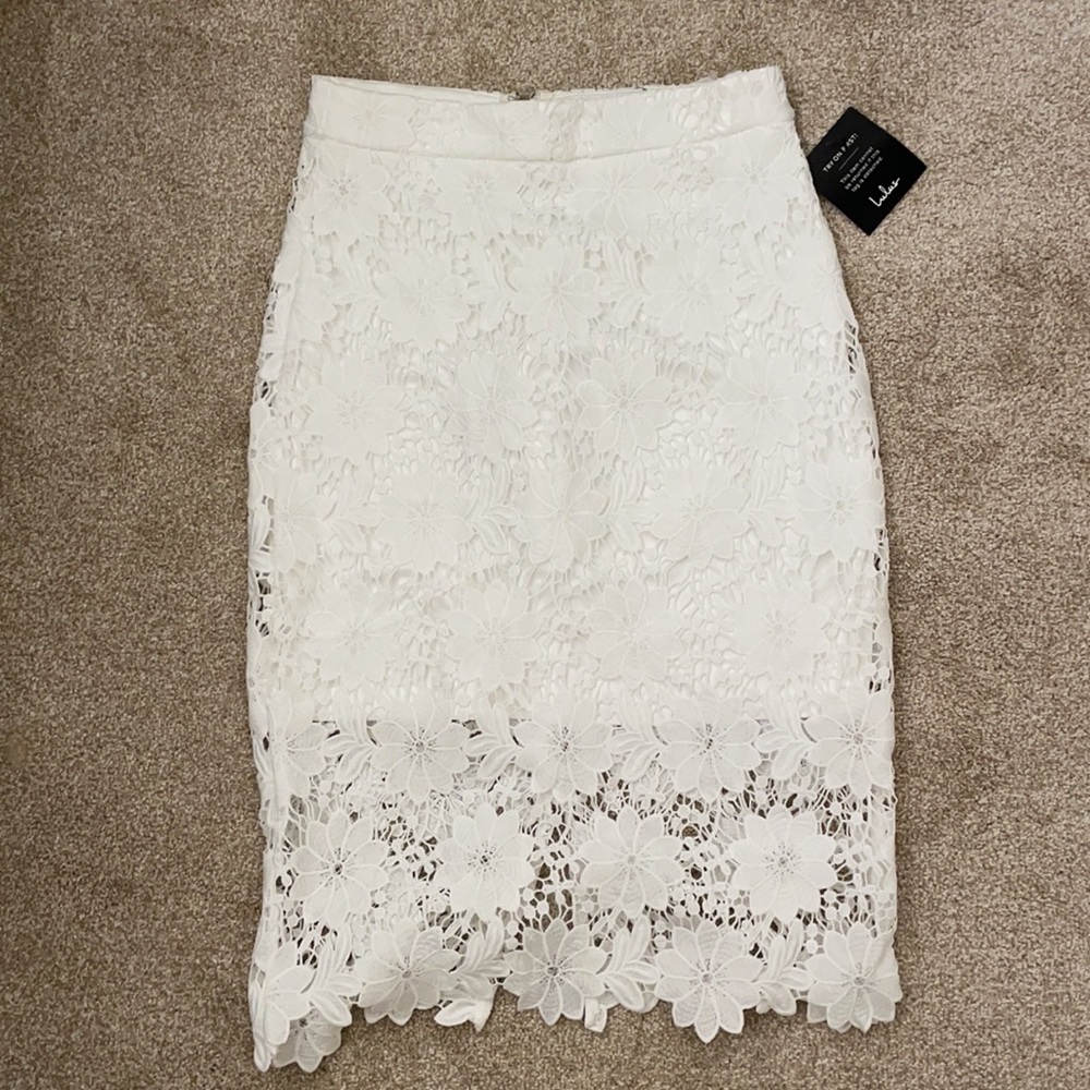 NWT Look At Me Wow Dress in White - Picture 4 of 4